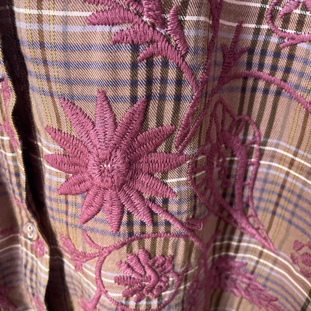 Johnny Was Workshop Button Up Plaid Embroidered S… - image 8